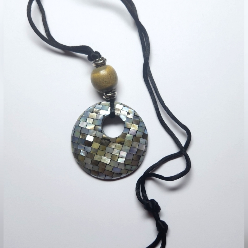Paua Abalone Mother of Pearl Mosaic Large Round Pendant With Ceramic Bead